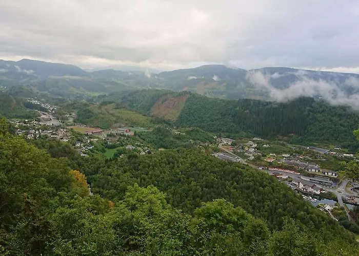 Casa Monami I Naturen Naer Bergen