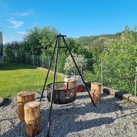 Casa Monami I Naturen Naer Bergen * Lonevåg