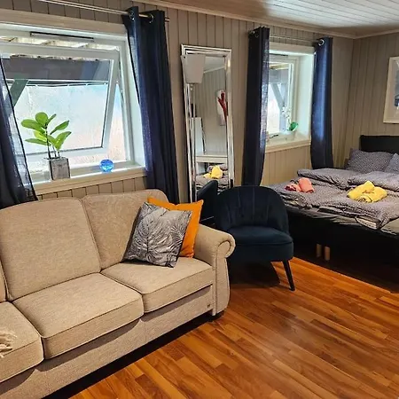 Casa Monami I Naturen Naer Bergen アパート Lonevåg